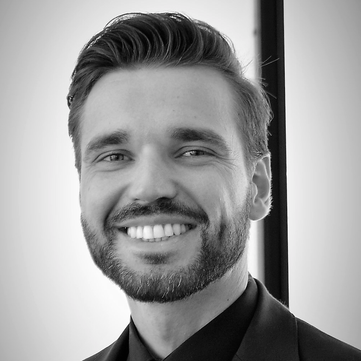 Photo of Petroli Marcos in black and white