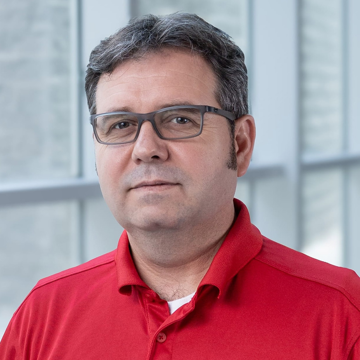 Photo of Deniz Hasan