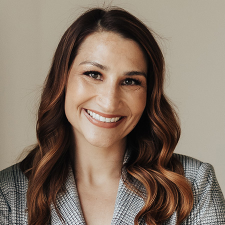 Portrait of Heather Thompson