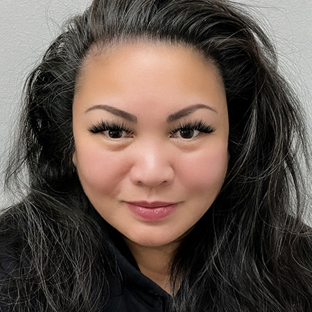 Portrait of Liz Gil