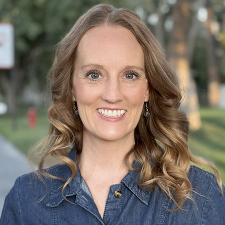 Portrait of Heidi Shelton