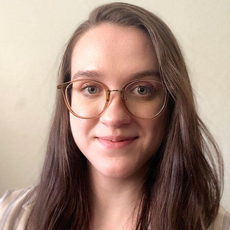 Danielle Figas Headshot