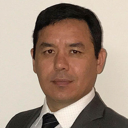 Mahsud Reimbayev Headshot