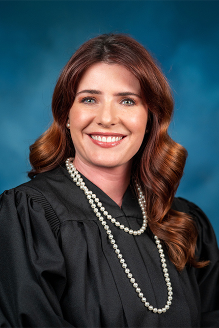 Headshot of Kelly Giordani