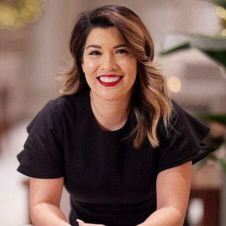 Headshot of Megan Carraher