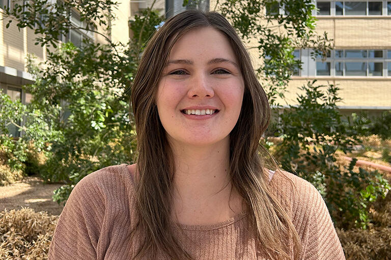 Headshot of Ashley Longhurst