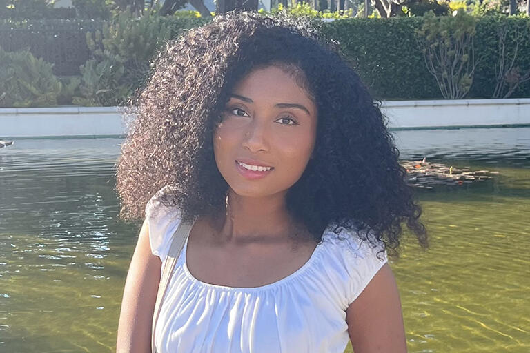 Headshot of Gianni Lopez