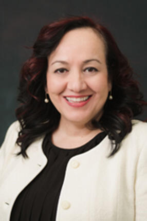 Headshot of Ramona Esparza-Stoffregan