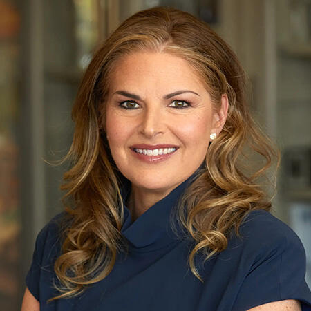 photo of Elizabeth Blau