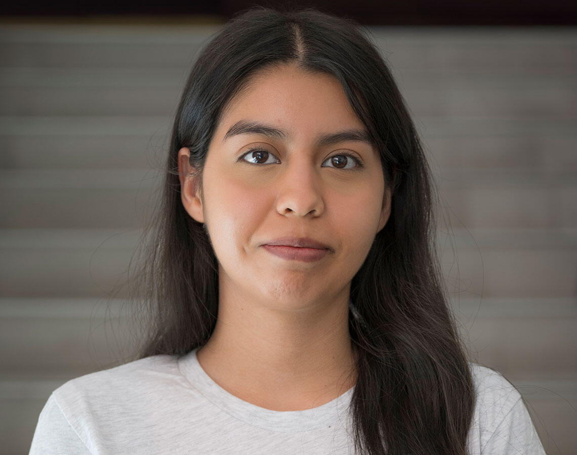 Portrait of Leslie Gutierrez