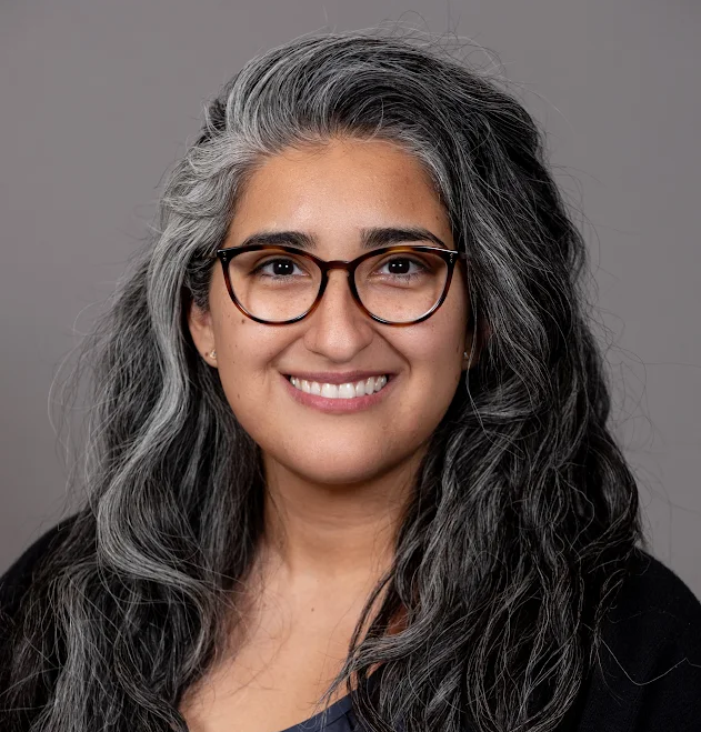 Headshot of Jenn Waters