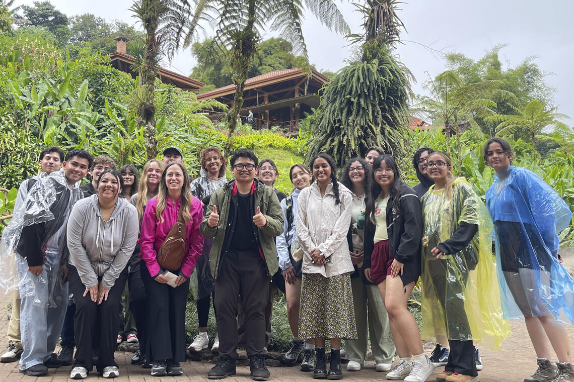 UNLV Honors College students and trip leaders during their week in Costa Rica. (Ryan Nunez)