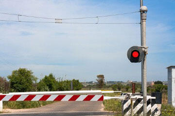 Railroad-Crossing