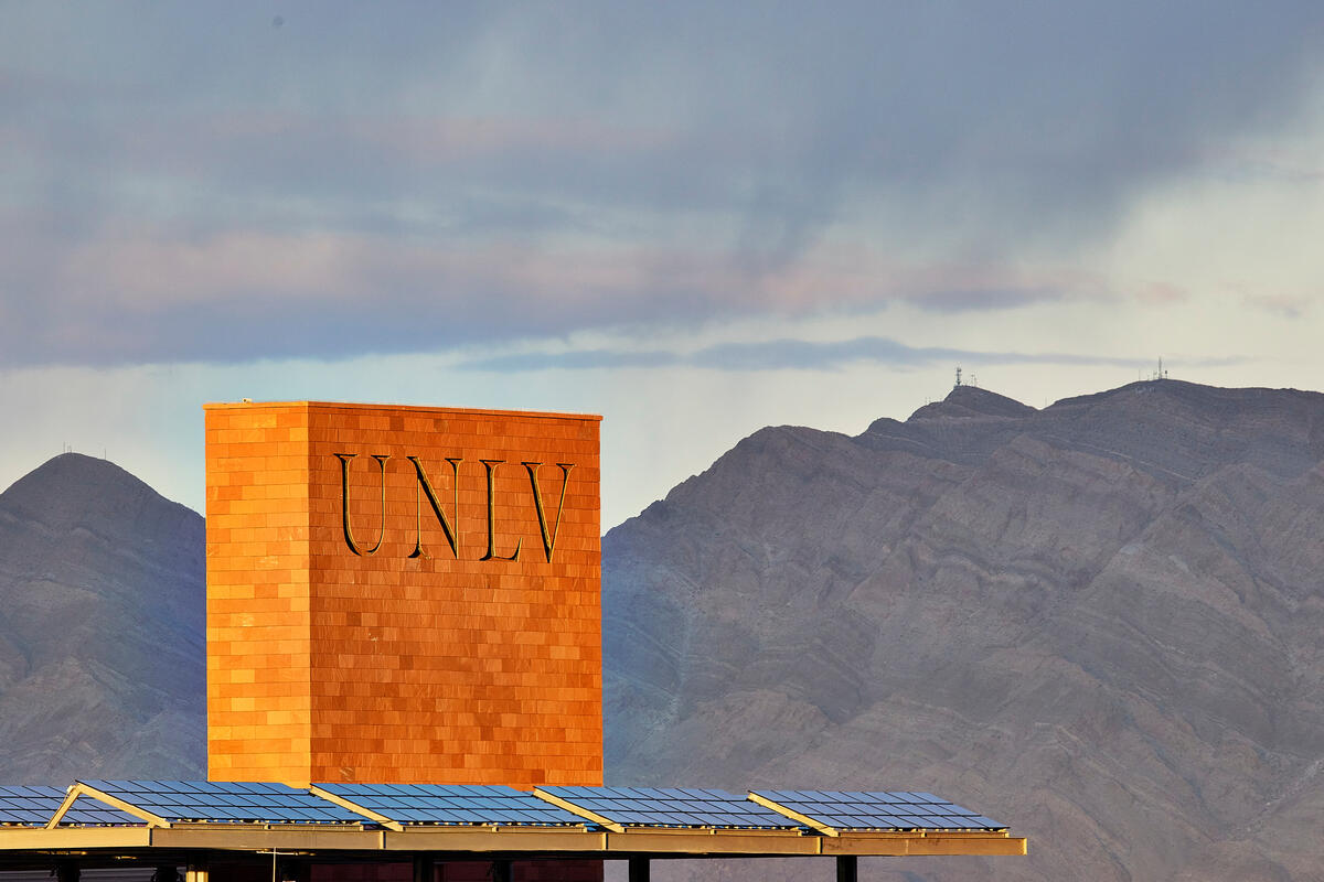 UNLV signage with mountains in the background