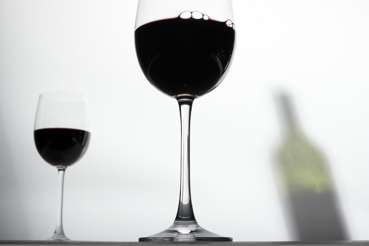 closeup of a glas of wine