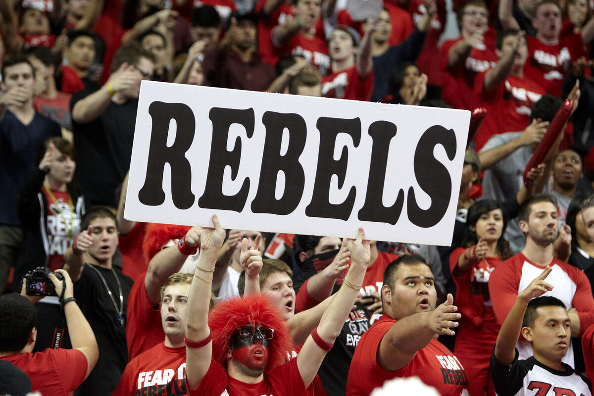 Runnin' Rebels Fall To Saint Mary's On Buzzer Beater In Double Overtime -  University of Nevada Las Vegas Athletics