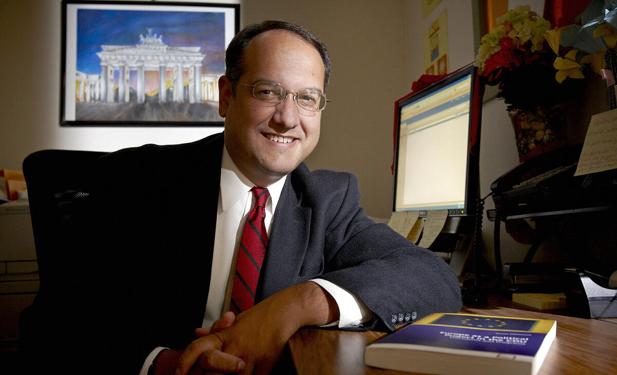 Portrait of Daniel Villanueva