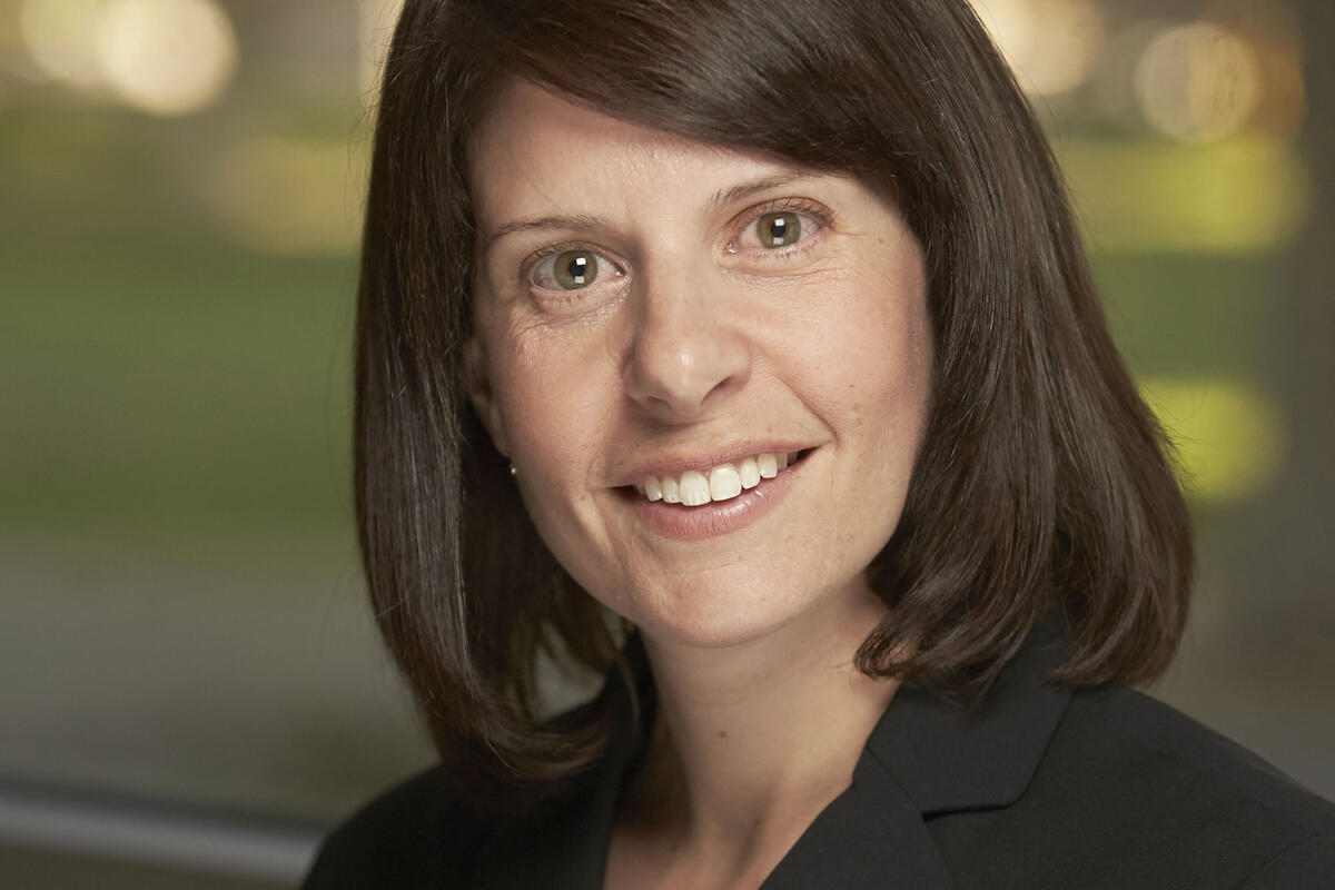 Stacey Tovino headshot