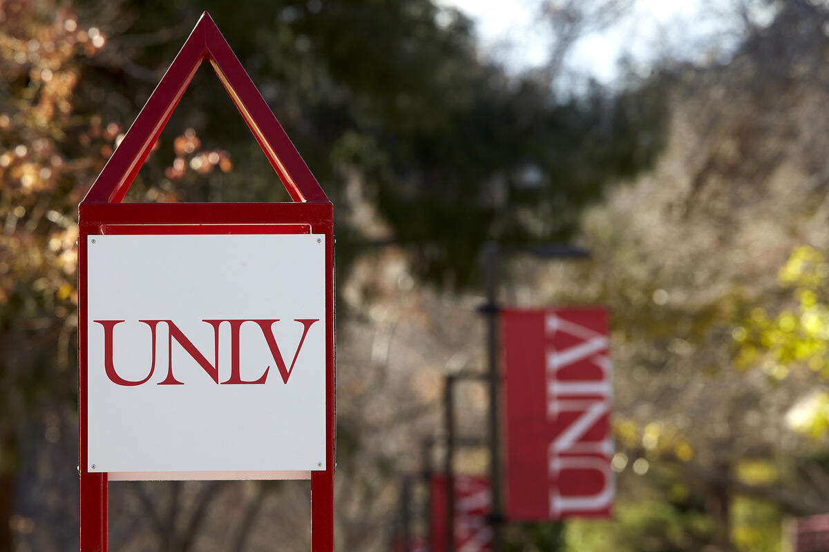 UNLV pylons and banners line the walkway along the academic mall