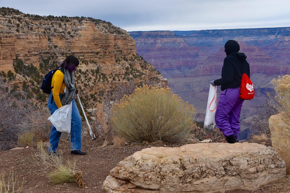 Students clean up trash at Red Rock Canyon