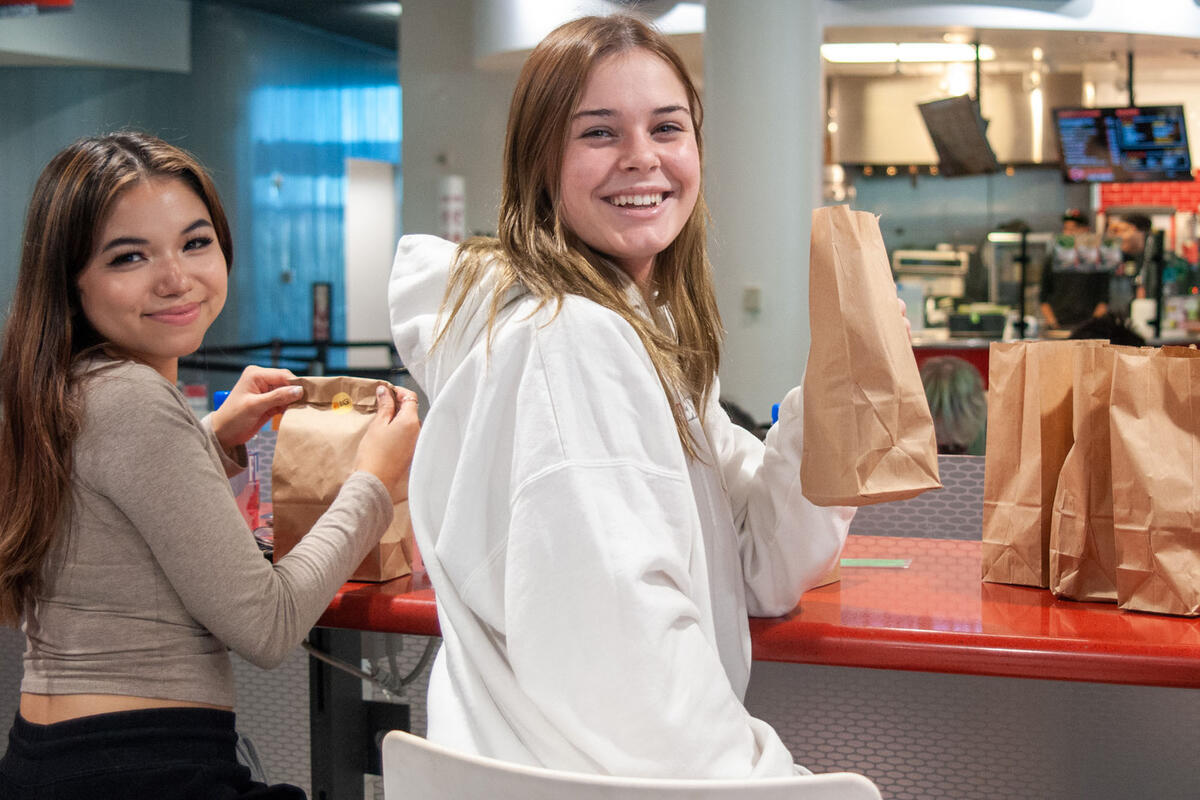 UNLV Volunteers Dash 