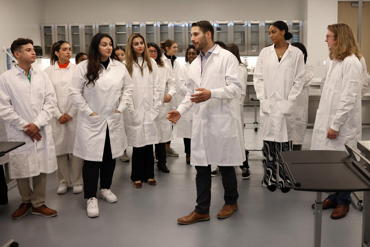 Owen McCloskey, human anatomy and lab supervisor, guides medical students through the cadaveric dissection lab at the Kirk Kerkorian Medical Education Building.