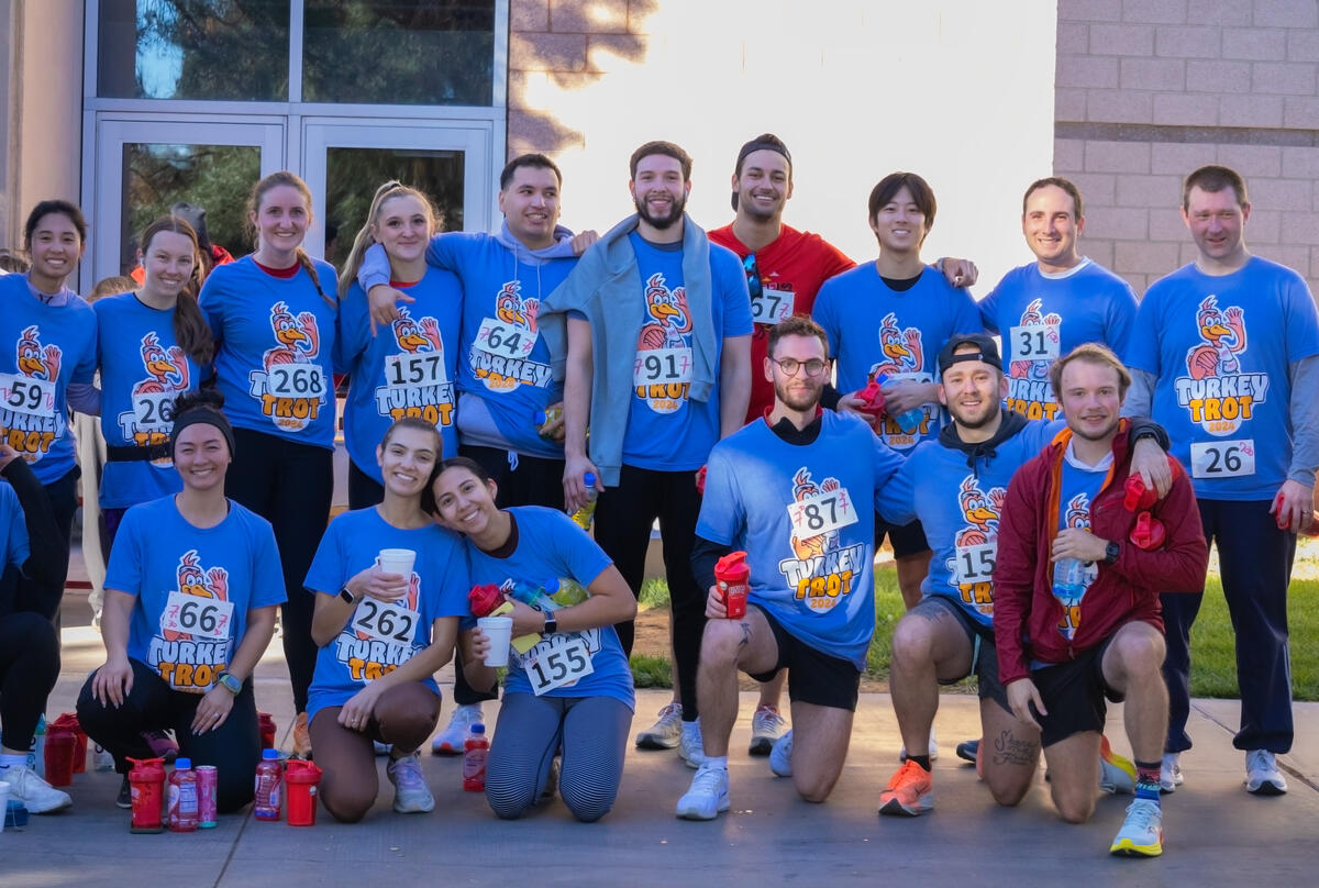 Group photo of Turkey Trot participants