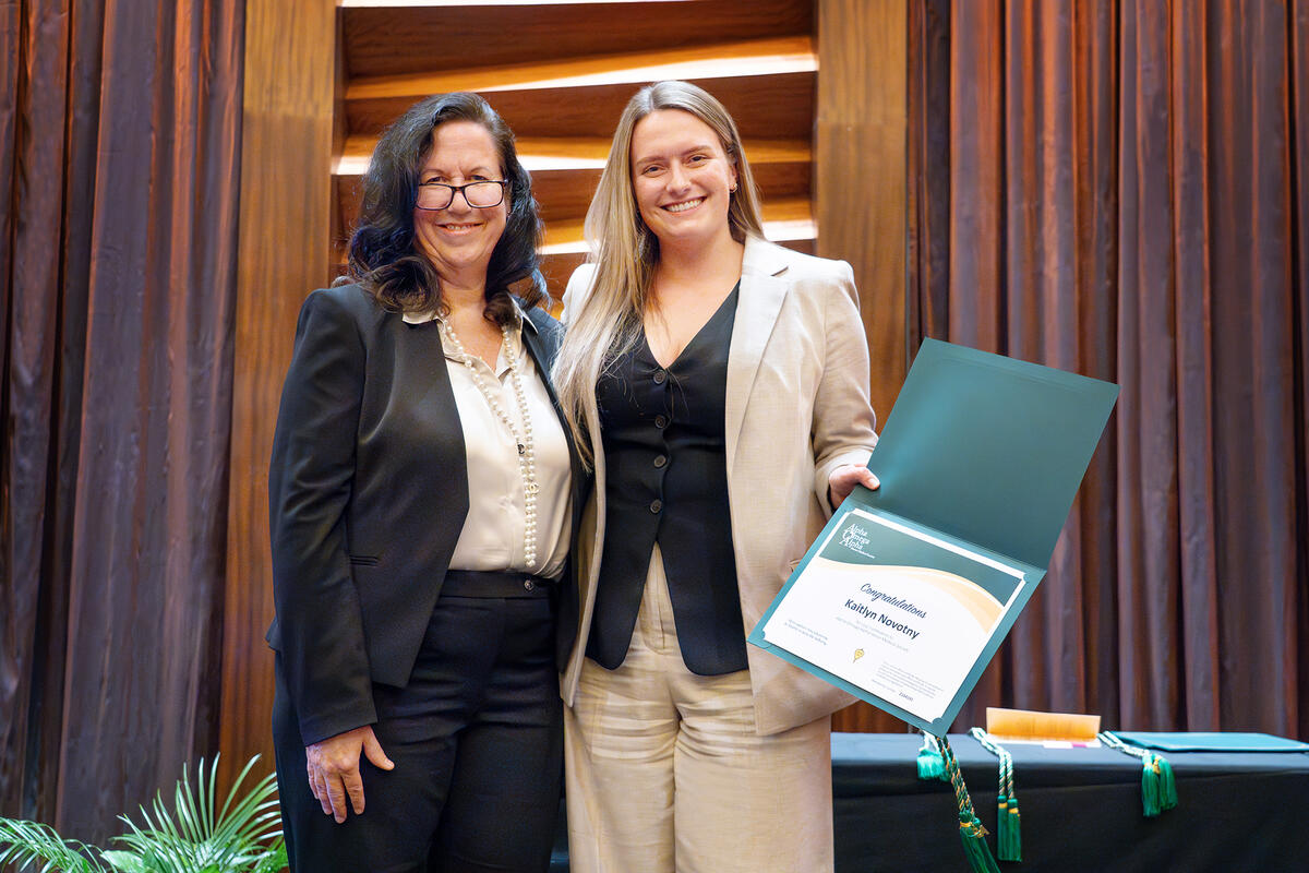 Medicine-AOA_02_Induction-Ceremony