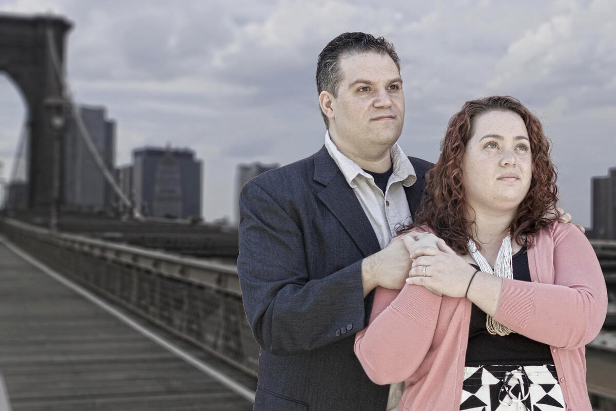 Aldo Perrelli as Rodolfo and Kathryn Martinson as Mimi. 