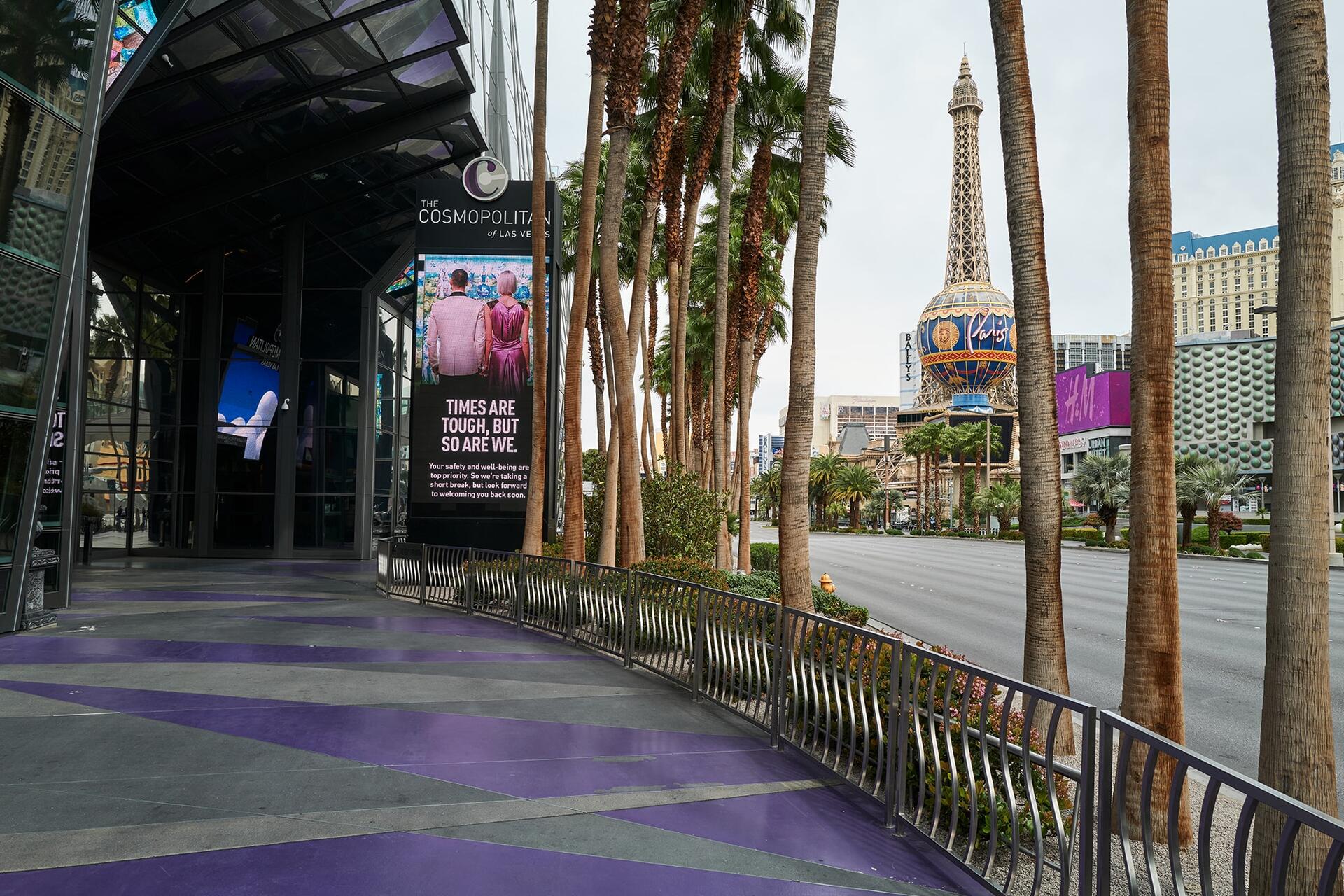 After the end of the world: the eerie silence of the Las Vegas Strip, Coronavirus