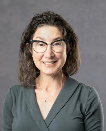 portrait of Lisa Durette