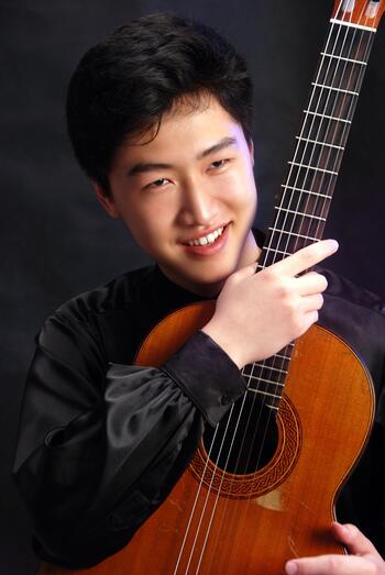 Tengyue Zhang Photo (1).jpeg