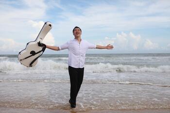 Tengyue Zhang Photo (5).jpeg