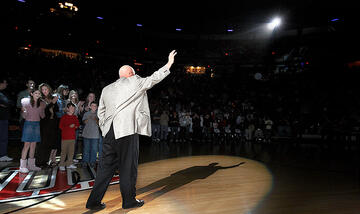 Tark greets the crowd at the Thomas & Mack Center during the ceremony officially naming the court after him in 2005.
