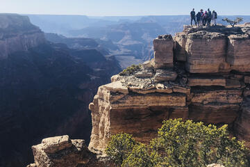 Student hikers in Grand Canyon