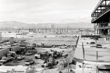 The T&M's circular outline begins to take shape in the distance in this picture taken from the construction site for Frank and Estella Beam Hall in January 1982. (UNLV Libraries Special Collections)
