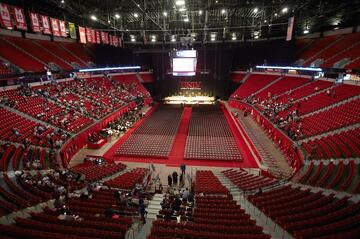 Thomas & Mack Center before the start of the commencement