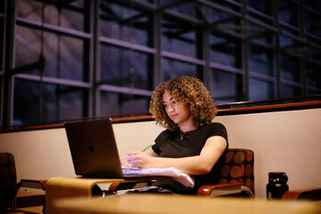 Some early studying during the opening week of the Spring 2026 semester (Josh Hawkins/UNLV).