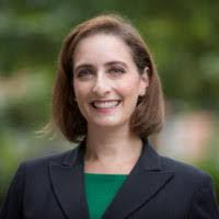 Marti Winer headshot