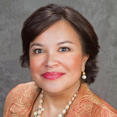 Stacy Purcell Headshot