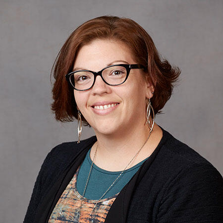 Portrait of Shelly Volsche