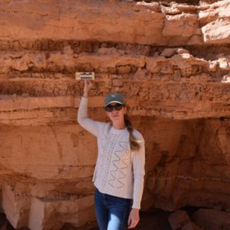 Outdoor picture of Aubrey Bonde