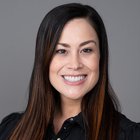 Headshot of Chloe Powell