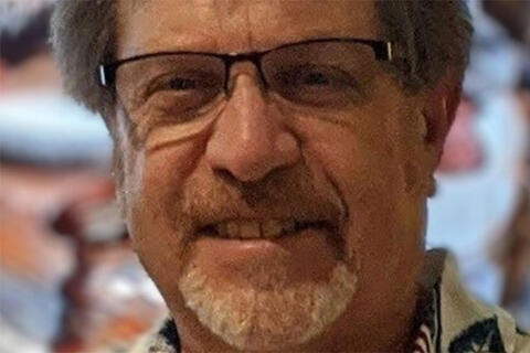Headshot of Bob Genzer