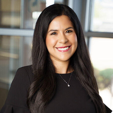 Headshot of Mariella Bueno