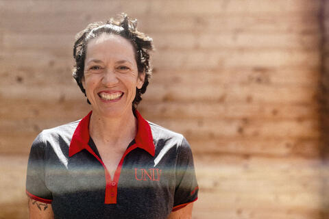 cropped portrait of a smiling Laurie Cantwell