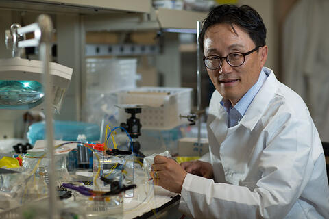 Kwang Kim in his lab.