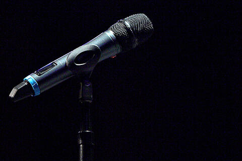 Microphone