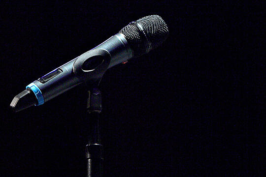 Microphone