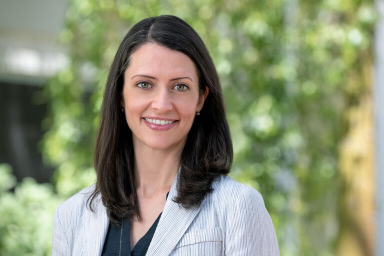 Headshot of Emily Irwin